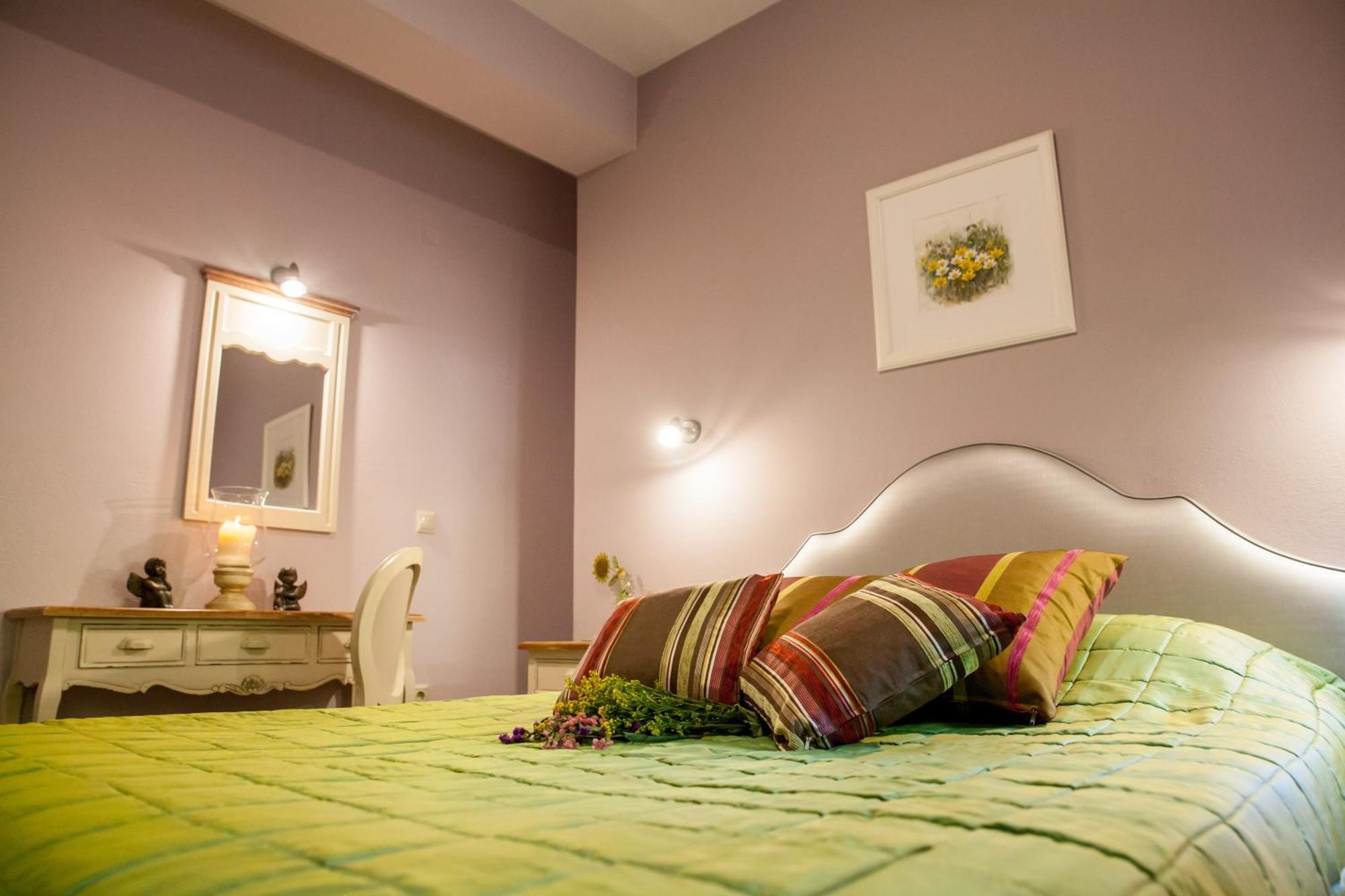 Lions Nine Aparthotel Mouresi Room photo