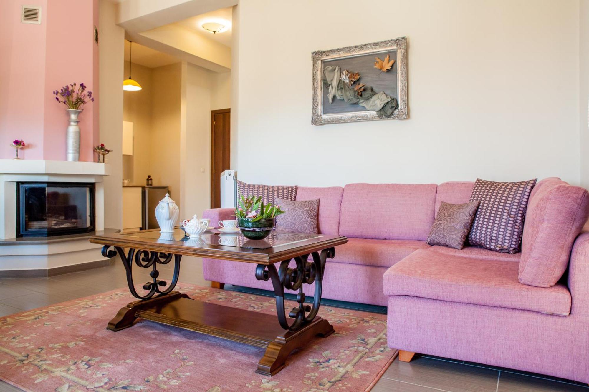 Lions Nine Aparthotel Mouresi Room photo