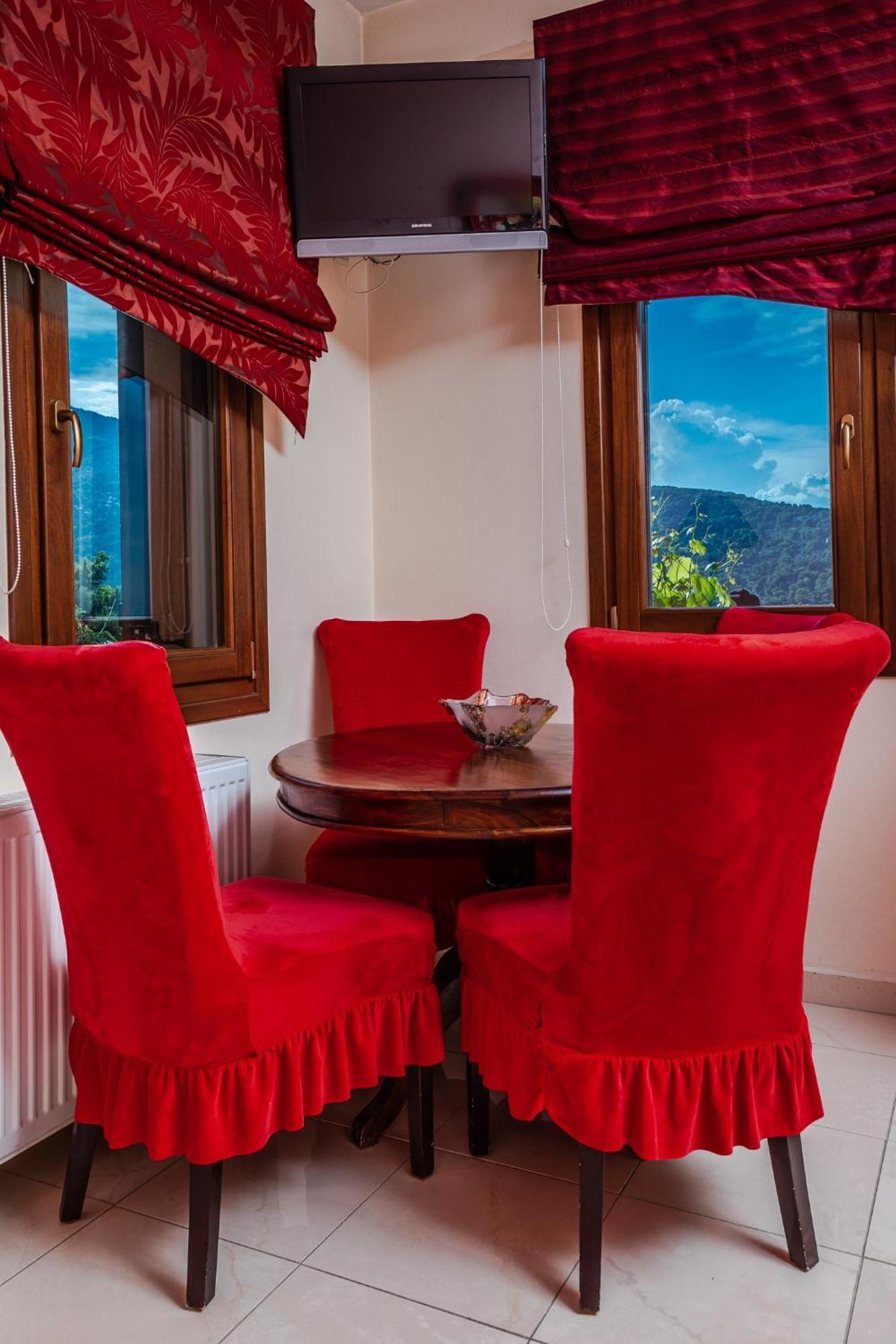 Lions Nine Aparthotel Mouresi Exterior photo